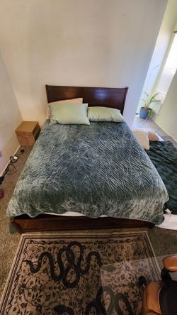 Queen Bed Frame w/ Twin Trundle (MATTRESSES INCLUDED)