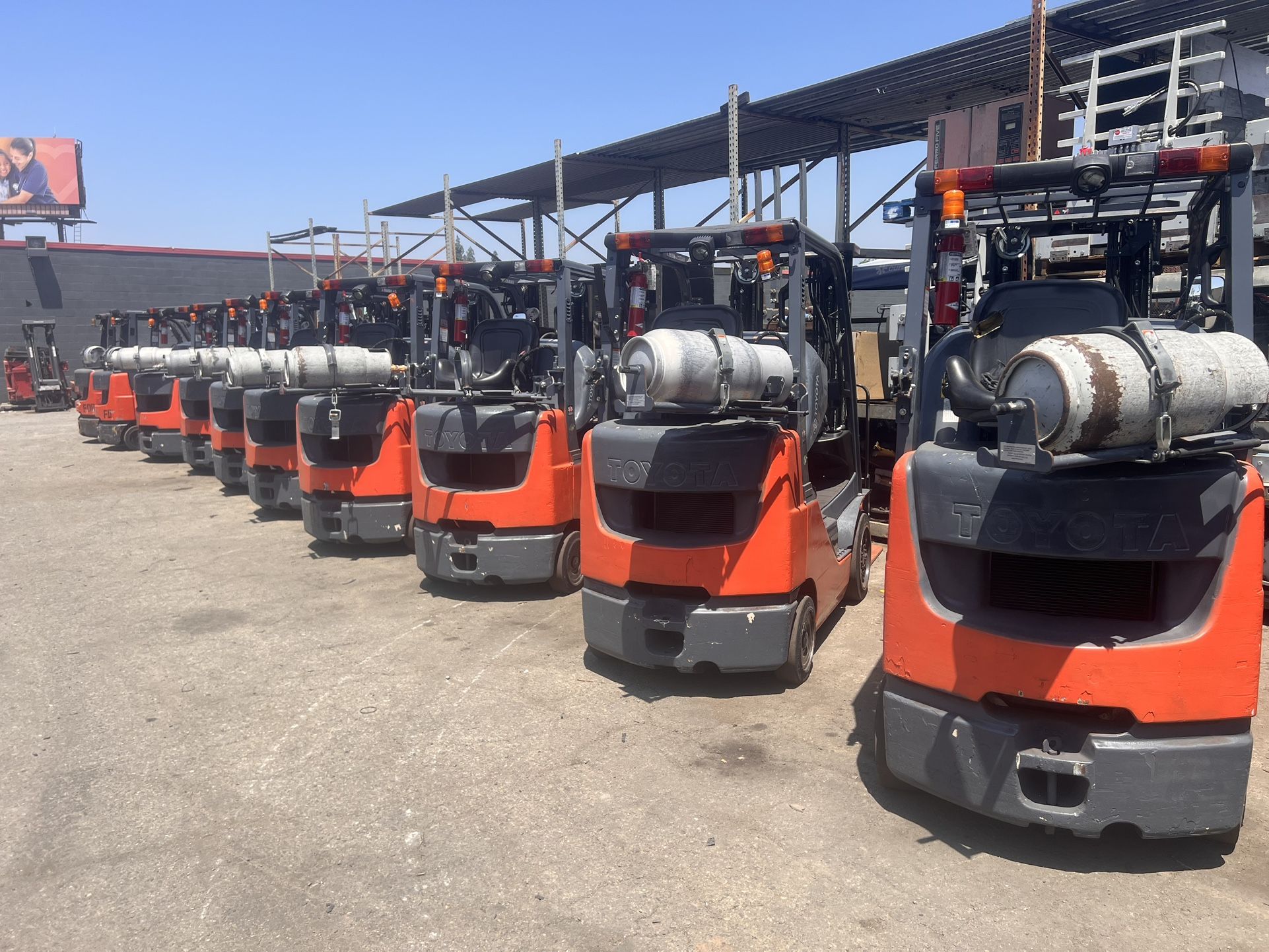 Forklift For Sale TOYOTA