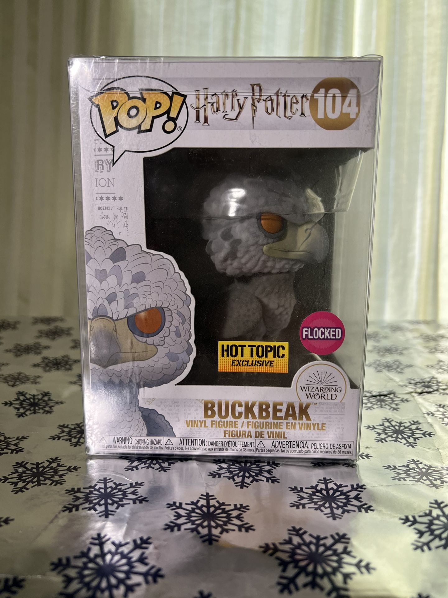 2019 Funko Pop Harry Potter 104 BUCKBEAK Flocked Orange Eyes Exclusive w/ PROTECTOR