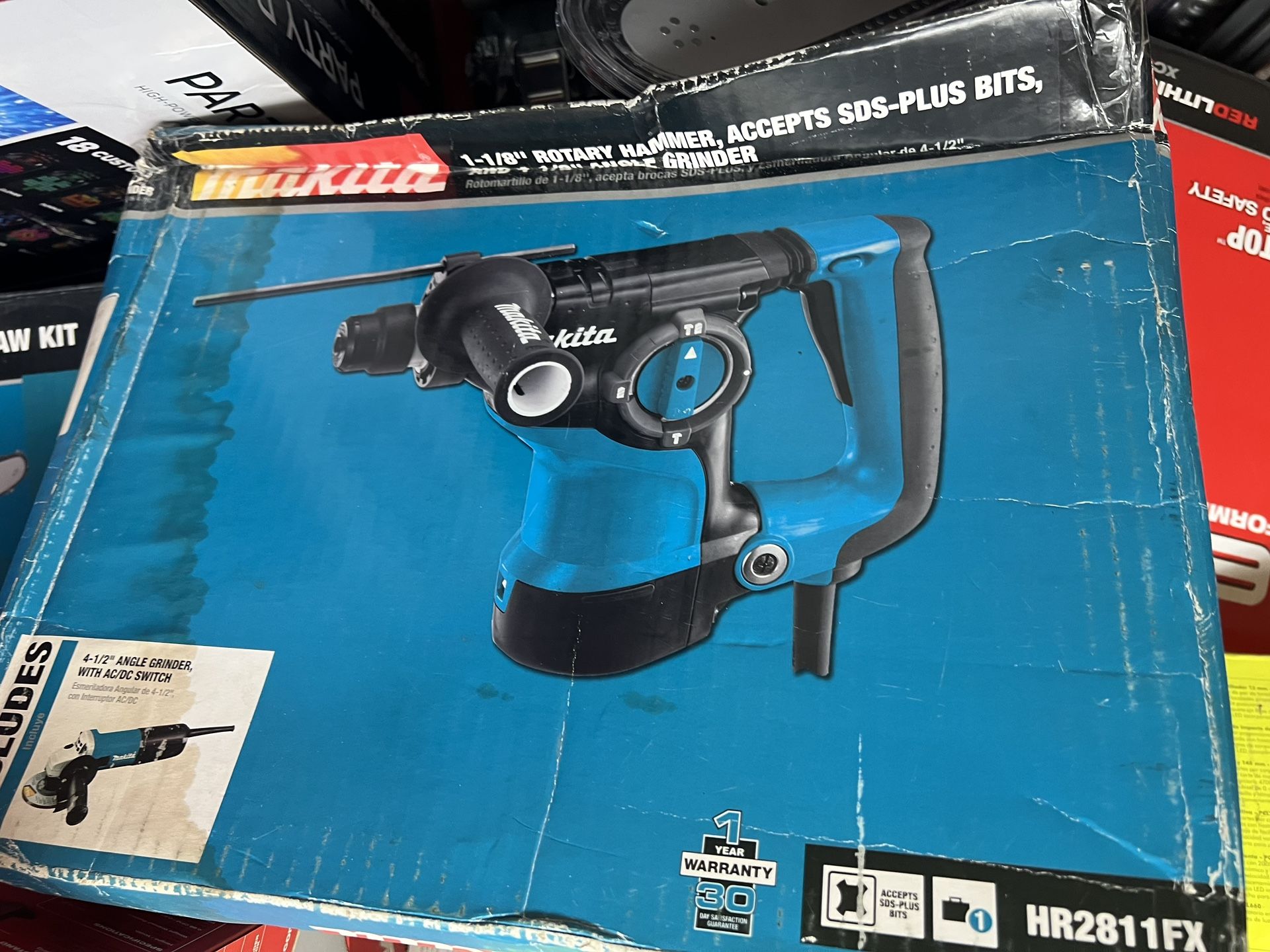 Makita - 7.5 Amp 1-3/16 in. Rotary Hammer
