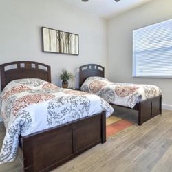 2 Twin Bed Frames