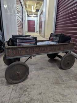 The Chicago daily news  19th century paper wagon
