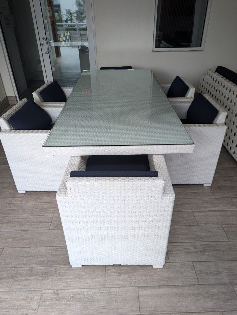 Outdoor Table And Chair Set