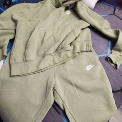 Nike Jogger Sweats & Hoodie (Mens Medium)
