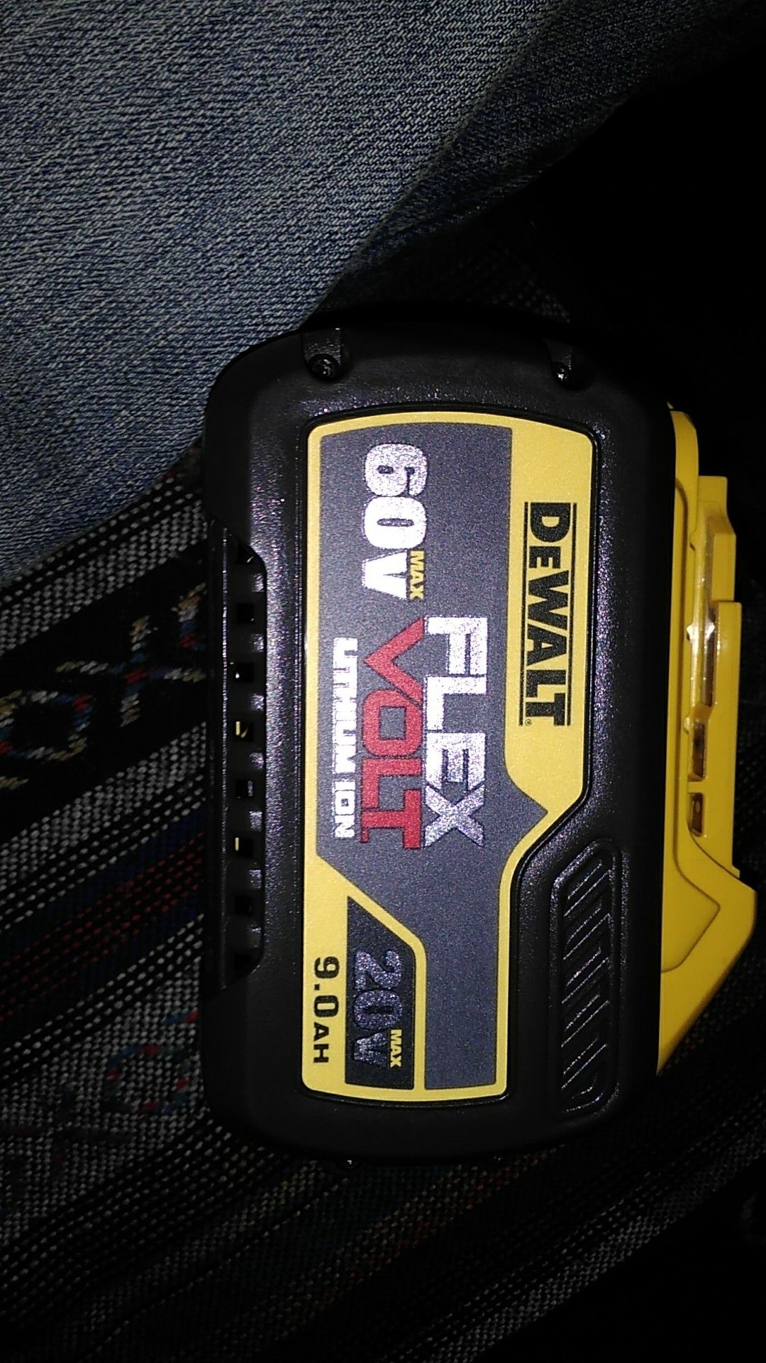 1 DeWalt 60v 9.0AH Flex Volt Battery