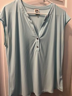 Anne Klein women’s shirt