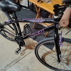 2013 Womens 29" Trek WSD 7.2FX Racer/Commuter