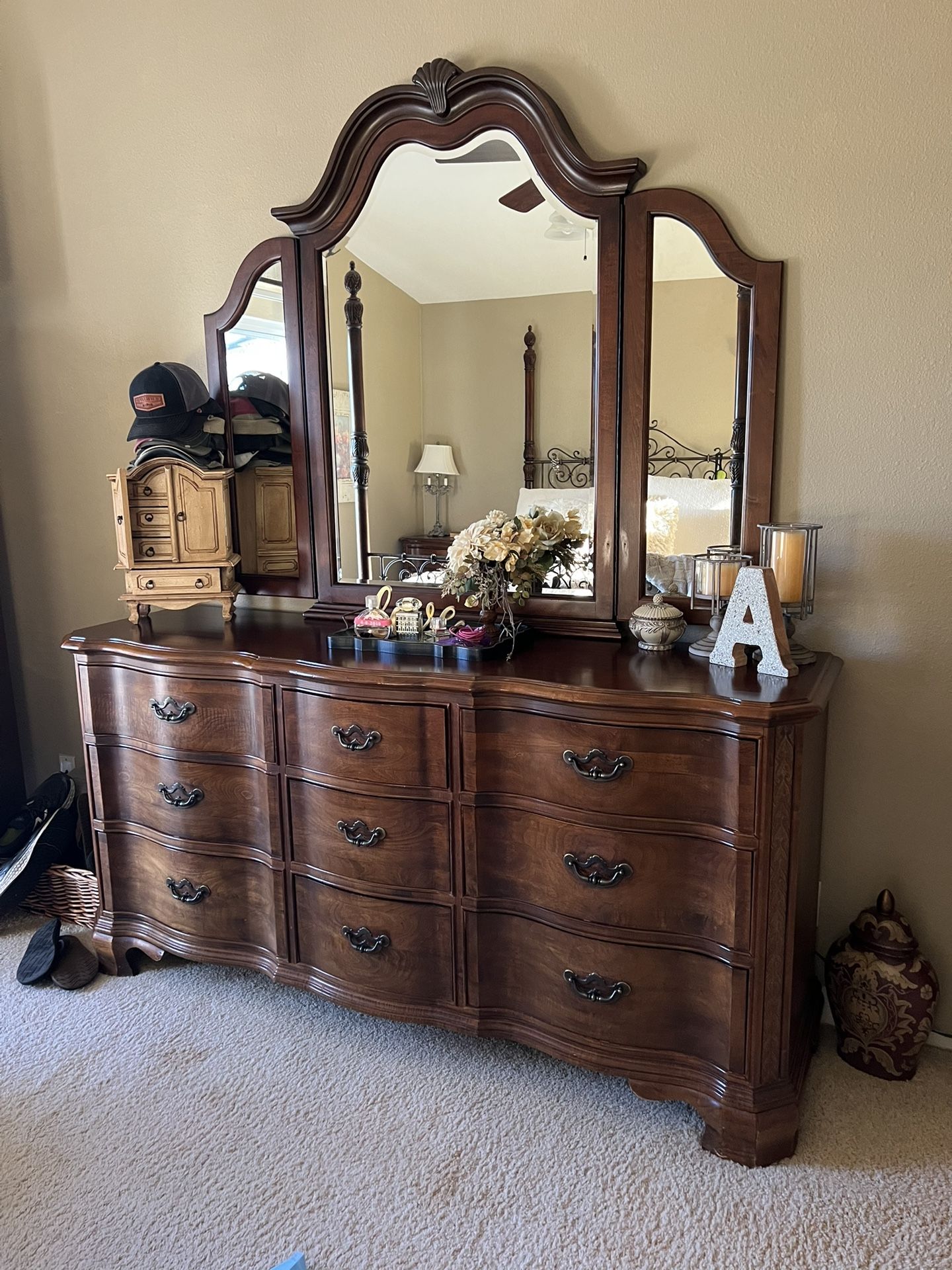 5-Piece Solid Wood Bedroom Set