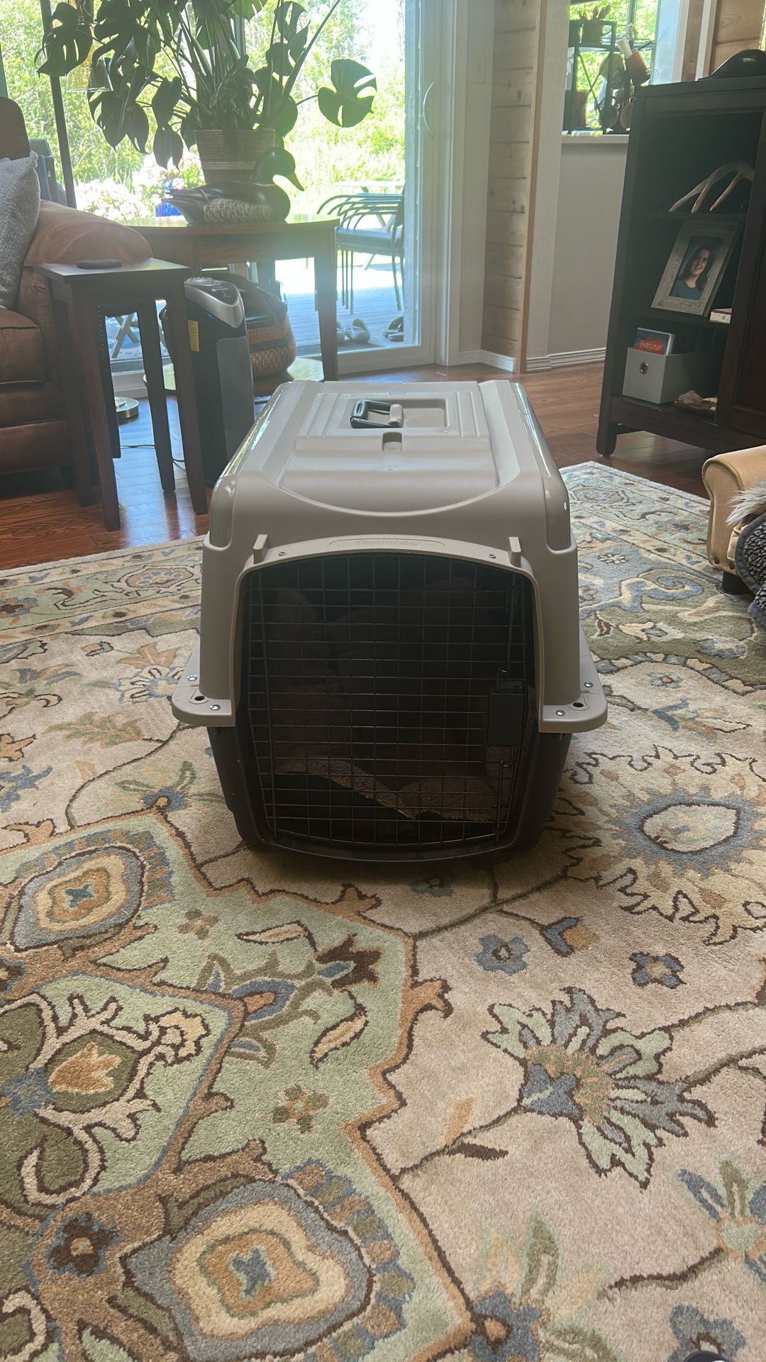 New Medium Size Dog Kennel