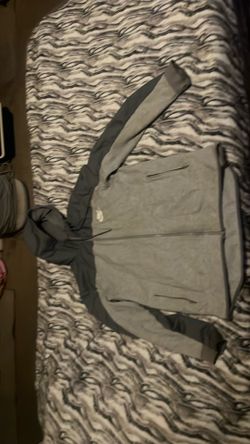 Grey Nike zip up size L