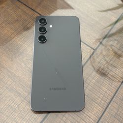 Marble Gray Galaxy S24 FE