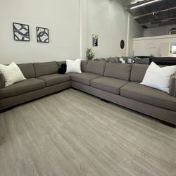 Large 2 Piece Sectional Couch
