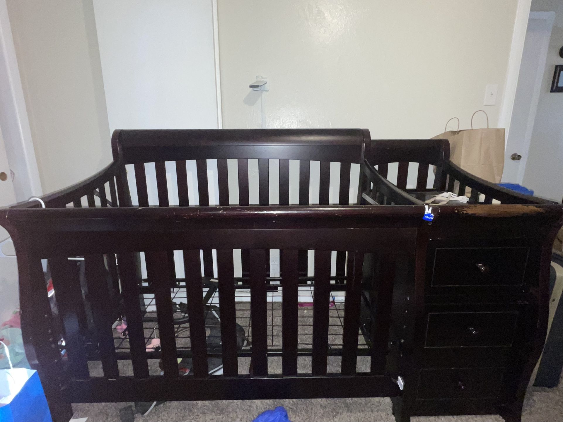 crib and changing table 