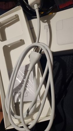MacBook power adapter extension, brand new never used it since only my charger was damaged and I already had an extension.