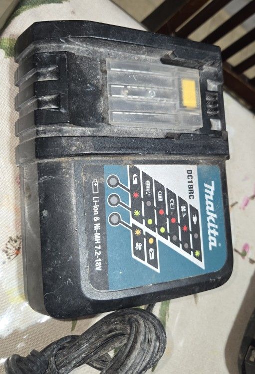 Makita 18 Vlt Charger 