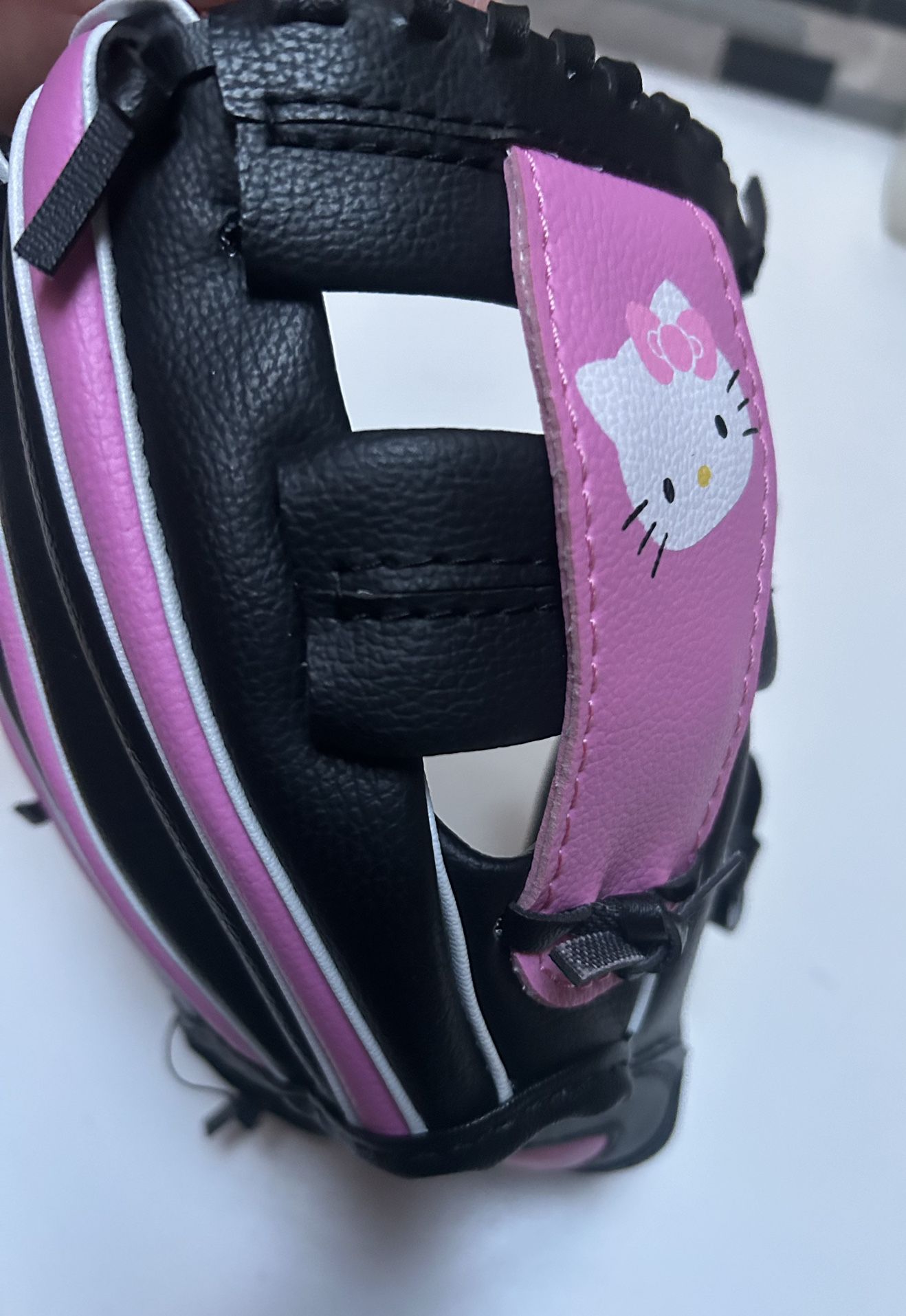 Sanrio Hello Kitty Girls Softball Glove Mitt 