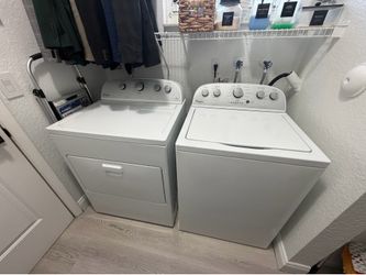 BOTH - Whirlpool washer and dry - white