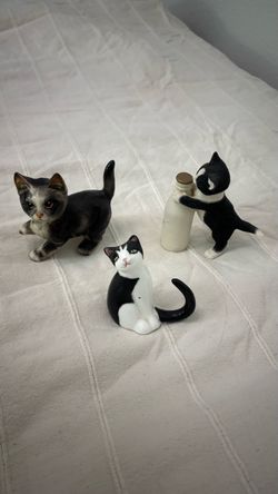 Cat decor
