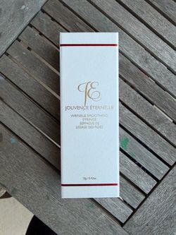 Jouvence Éternelle Wrinkle Smoothing Syringe