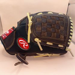 NEW w/tags 12” Rawlings Renegade Series RHT