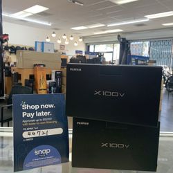 Fuji X100V Silver Black