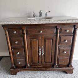 Bathroom vanity