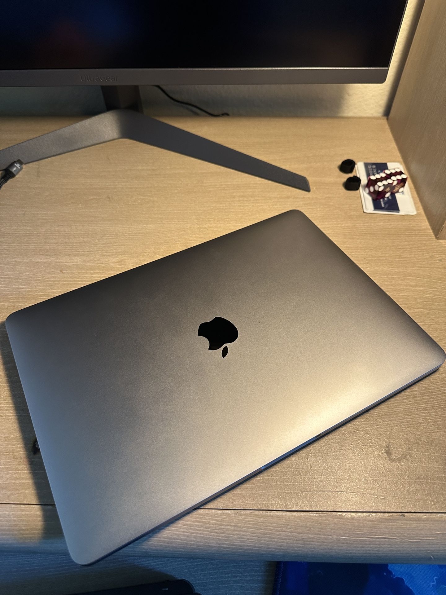 Apple MacBook Pro 13” (2020) – Intel Core i5