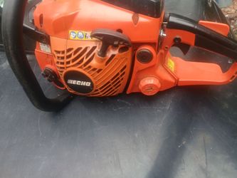 Echo 18" bar chainsaw. Es400.
