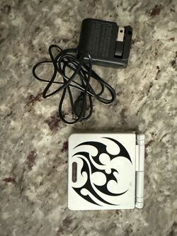 Tribal Edition Gameboy Advance SP