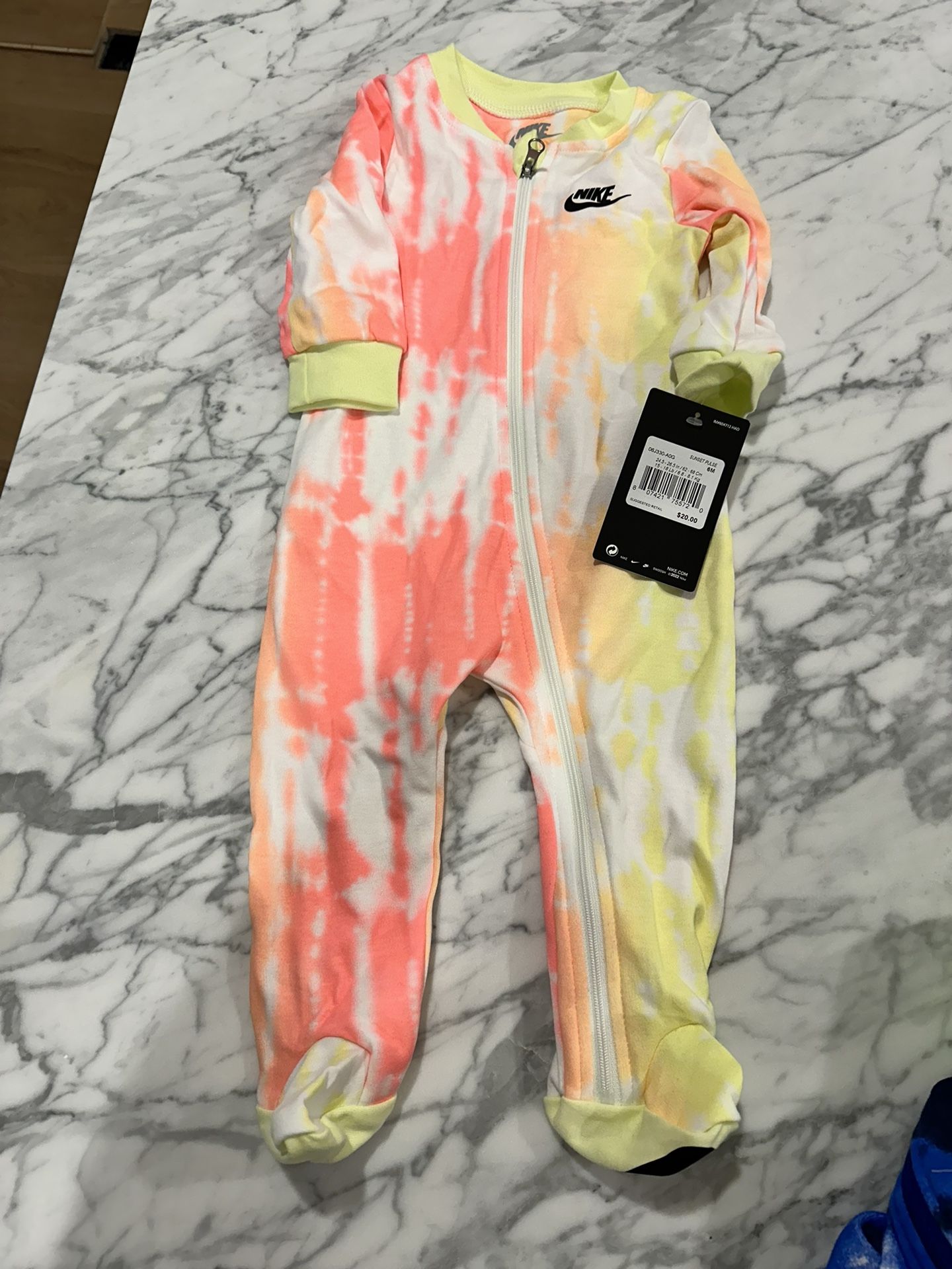 NWT Baby Nike Pjs Size 6 months Smoke free home