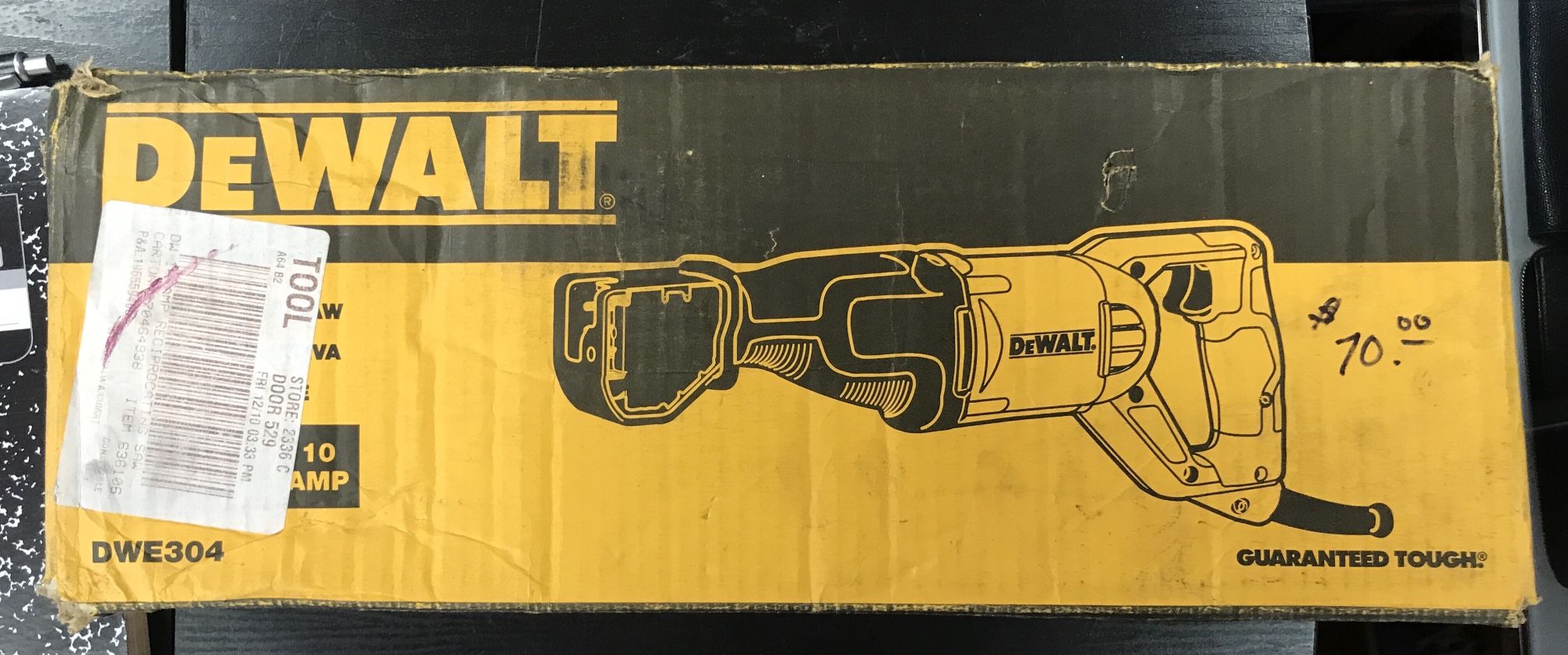DeWalt DWE304 Reciprocating Saw