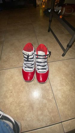 Jordan 11 Cherry 9.5 