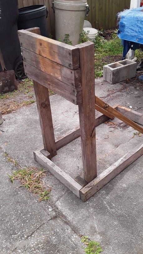 Boat Motor Stand (Homemade)