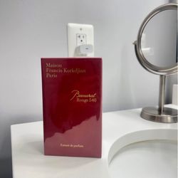 Baccarat Rouge 540 Extrait de Parfum