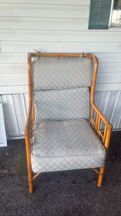Bamboo chair 🪑
