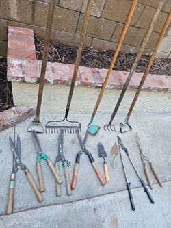 Vintage Garden Tool Lot – 13 Pieces – Restored Wood Handles – USA Steel – Rakes, Hoes, Shears & Hand Tools