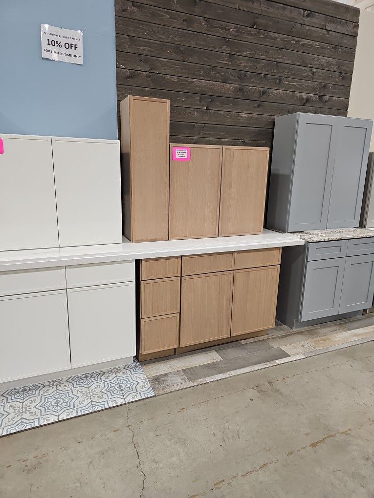 White Oak Slim Shaker Kitchen Cabinets 10% Off