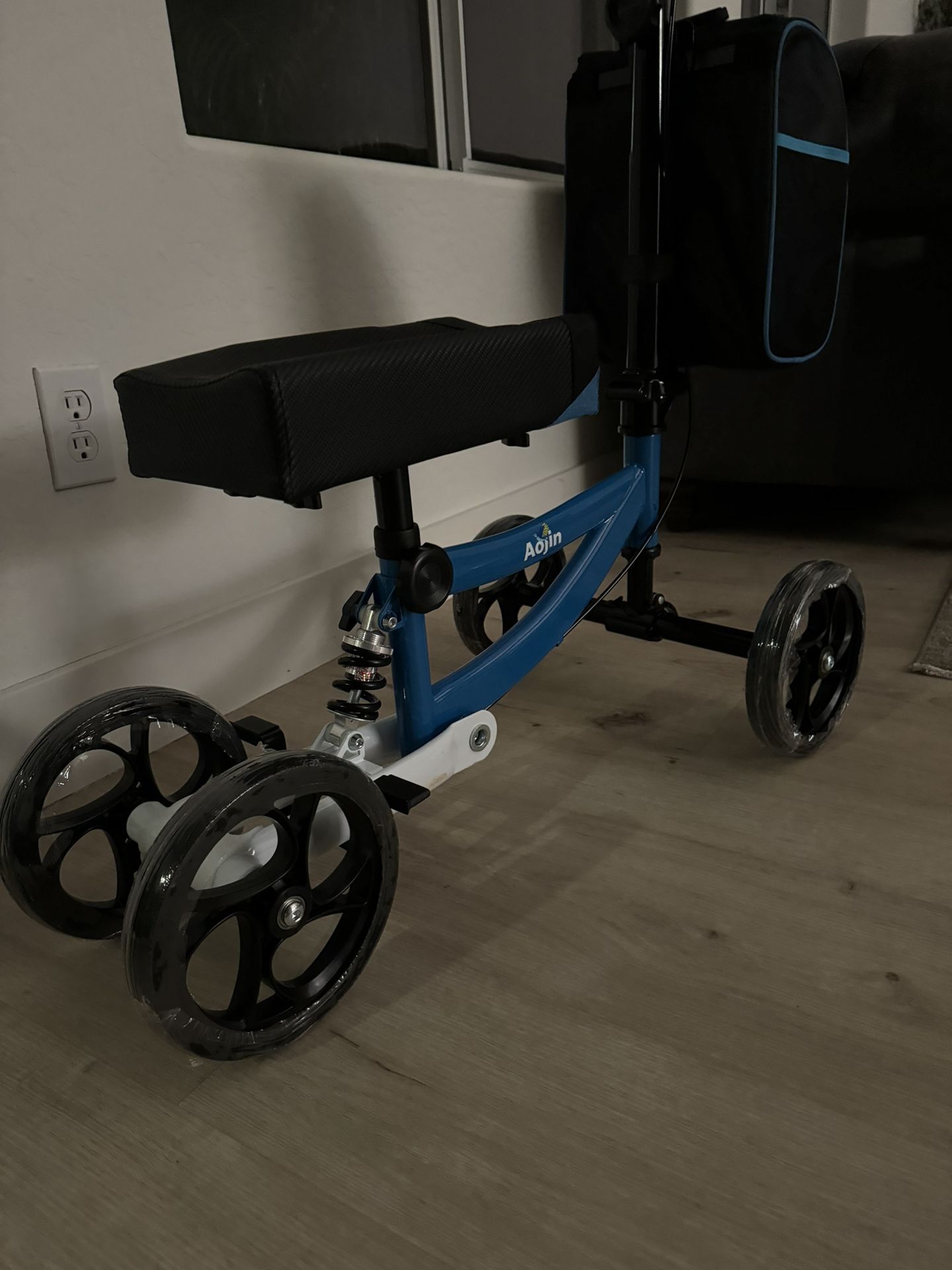Knee Walker Scooter Brand New 