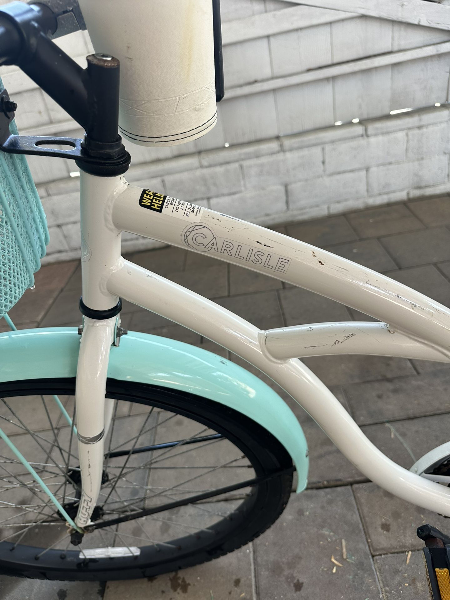 Huffy 26 In Carlisle Womens Comfort Cruiser Bike, White