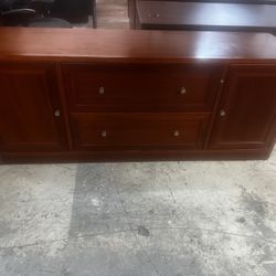 OFFICE/HOME CREDENZA STORAGE CABINET 