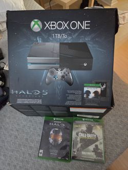 Xbox One Halo 5 edition