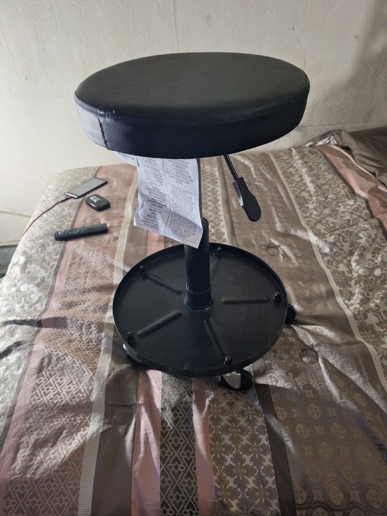 Black Adjustable Stool