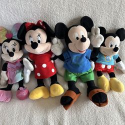 Minnie & Mickey Plush bundle 