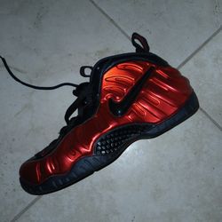Red And Black Nike Foamposites Size8.5