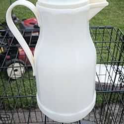Thermal Carafe to keep Hot Beverages Hot (2 pics in the post)