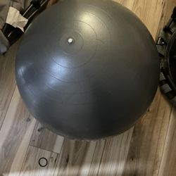 Yoga Ball And Little Trampoline 