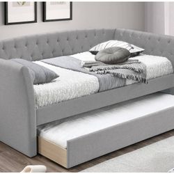 TWIN DAY BED WHIT TRUNDLE +2 MEMORY FOAM MATTRES  LIGHT BROWN BURLAP ☎️1714586,2564 