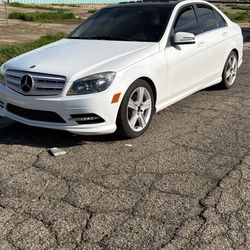 2011 Mercedes-Benz C-Class