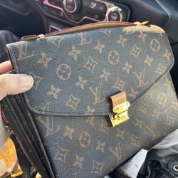 lv Bag
