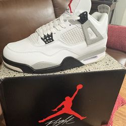 Jordan Retro “ Cement 4s “  Men’s 9 11  